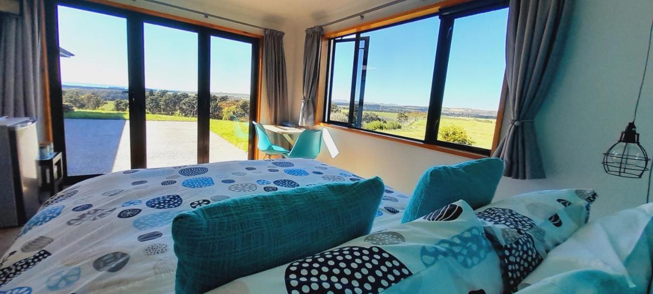 Hill Top Retreat Lower Dashwood ภายนอก รูปภาพ